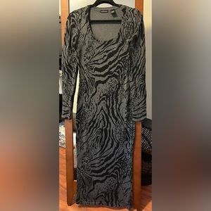 perfect for fall and winter❄️ Vintage Moda Intern.maxi animal print dress, Small